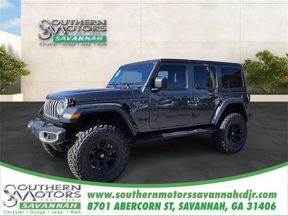 New 2025 Jeep Wrangler Sahara w/ Technology Group