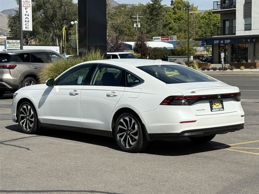 Used 2024 Honda Accord EX image 5