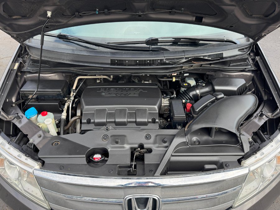 Used 2013 Honda Odyssey Touring Elite image 25