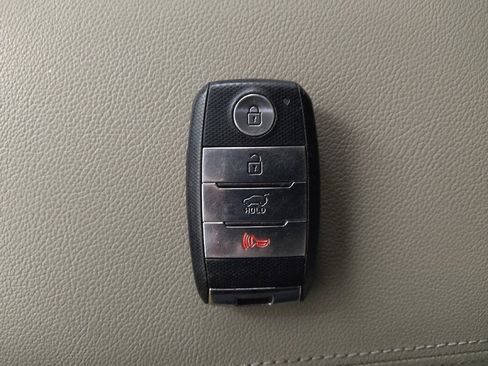 Used 2020 Kia Sportage EX FWD image 32