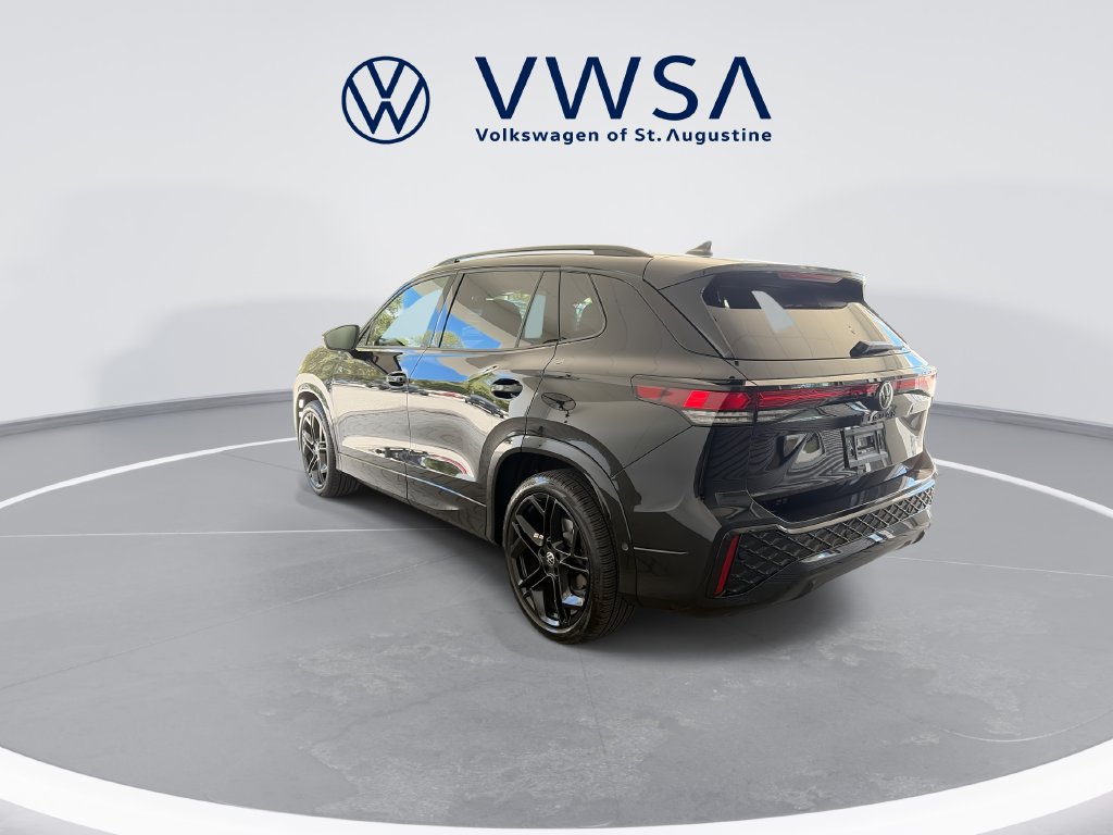 Certified 2026 Volkswagen Tiguan SE R-Line FWD image 6