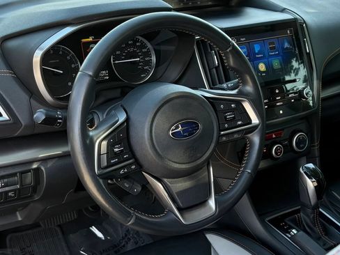 Used 2020 Subaru Crosstrek 2.0i Limited w/ Moonroof Package w/Navigation AWD/4WD image 13
