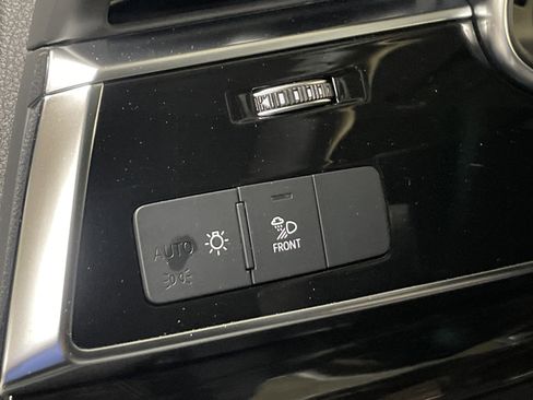 Used 2025 Audi Q7 2.0T Premium Plus AWD/4WD image 29