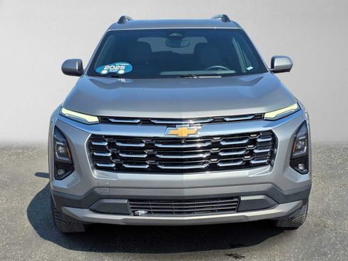 Certified 2025 Chevrolet Equinox LT w/ Convenience Package II AWD/4WD image 8