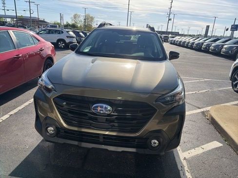 Used 2024 Subaru Outback Onyx Edition AWD/4WD image 3