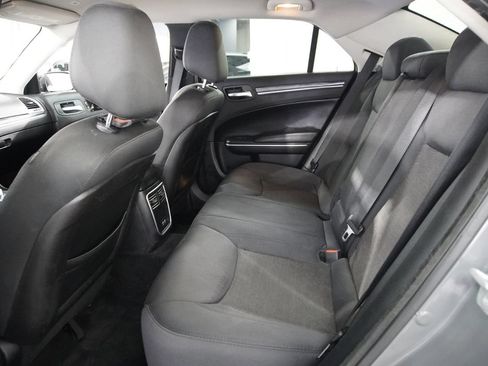 Used 2018 Chrysler 300 Touring w/ Sport Appearance Package RWD image 12