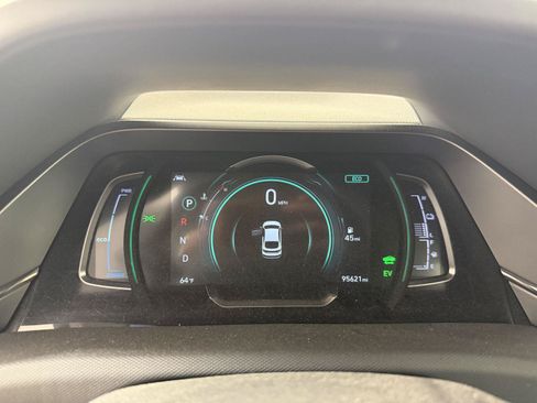 Used 2021 Hyundai Ioniq Limited FWD image 21