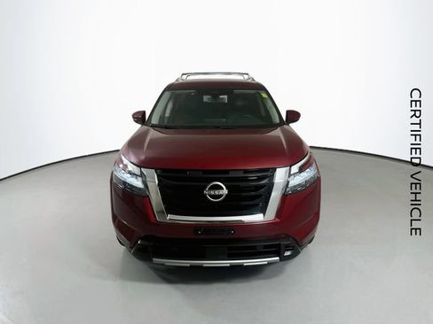 Certified 2024 Nissan Pathfinder SL FWD image 4