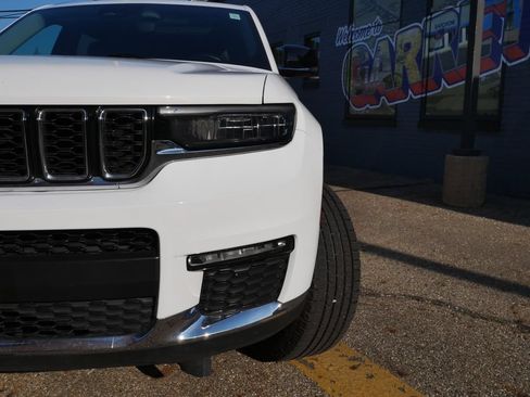Used 2021 Jeep Grand Cherokee L Limited AWD/4WD image 3