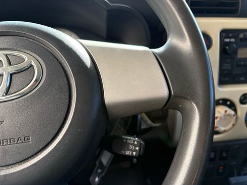 Used 2008 Toyota FJ Cruiser 4WD image 13