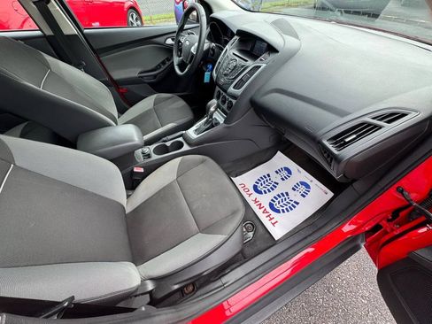 Used 2012 Ford Focus SE FWD image 17