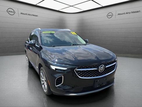 Used 2022 Buick Envision Avenir w/ Premium Seat Package AWD/4WD image 2