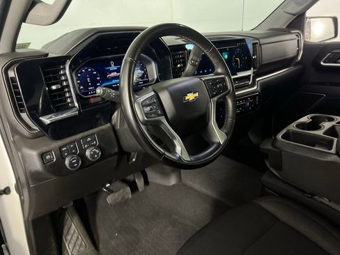 Used 2023 Chevrolet Silverado 1500 LT image 20