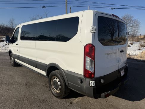 Used 2016 Ford Transit 350 XL image 5
