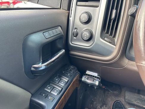 Used 2017 GMC Sierra 1500 SLT w/ SLT Premium Package image 13