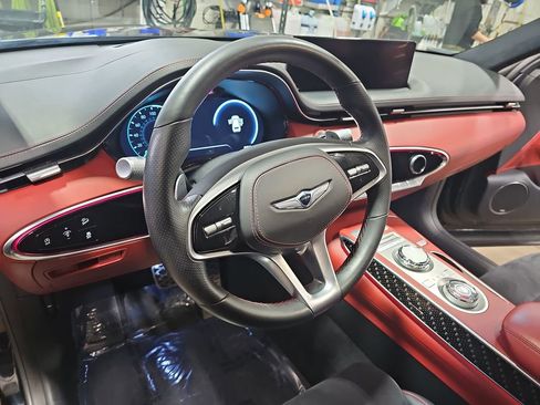 Used 2022 Genesis GV70 3.5T Sport w/ Sport Prestige Package image 16