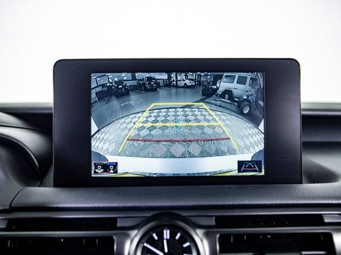 Used 2024 Lexus IS 350 F Sport RWD image 27