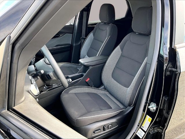 Used 2023 Chevrolet TrailBlazer LT w/ Convenience Package FWD image 10