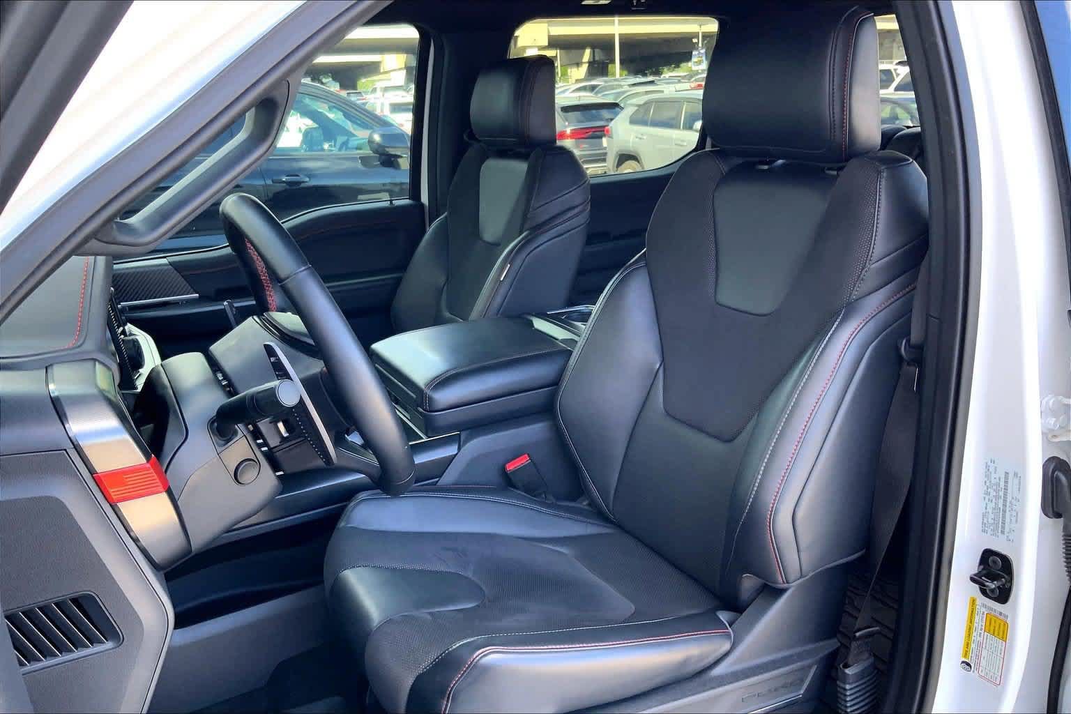 Used 2025 Ford F150 Raptor AWD/4WD image 11