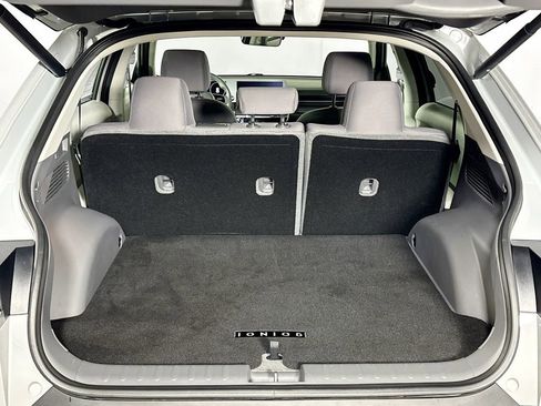 Used 2024 Hyundai Ioniq 5 SEL image 21