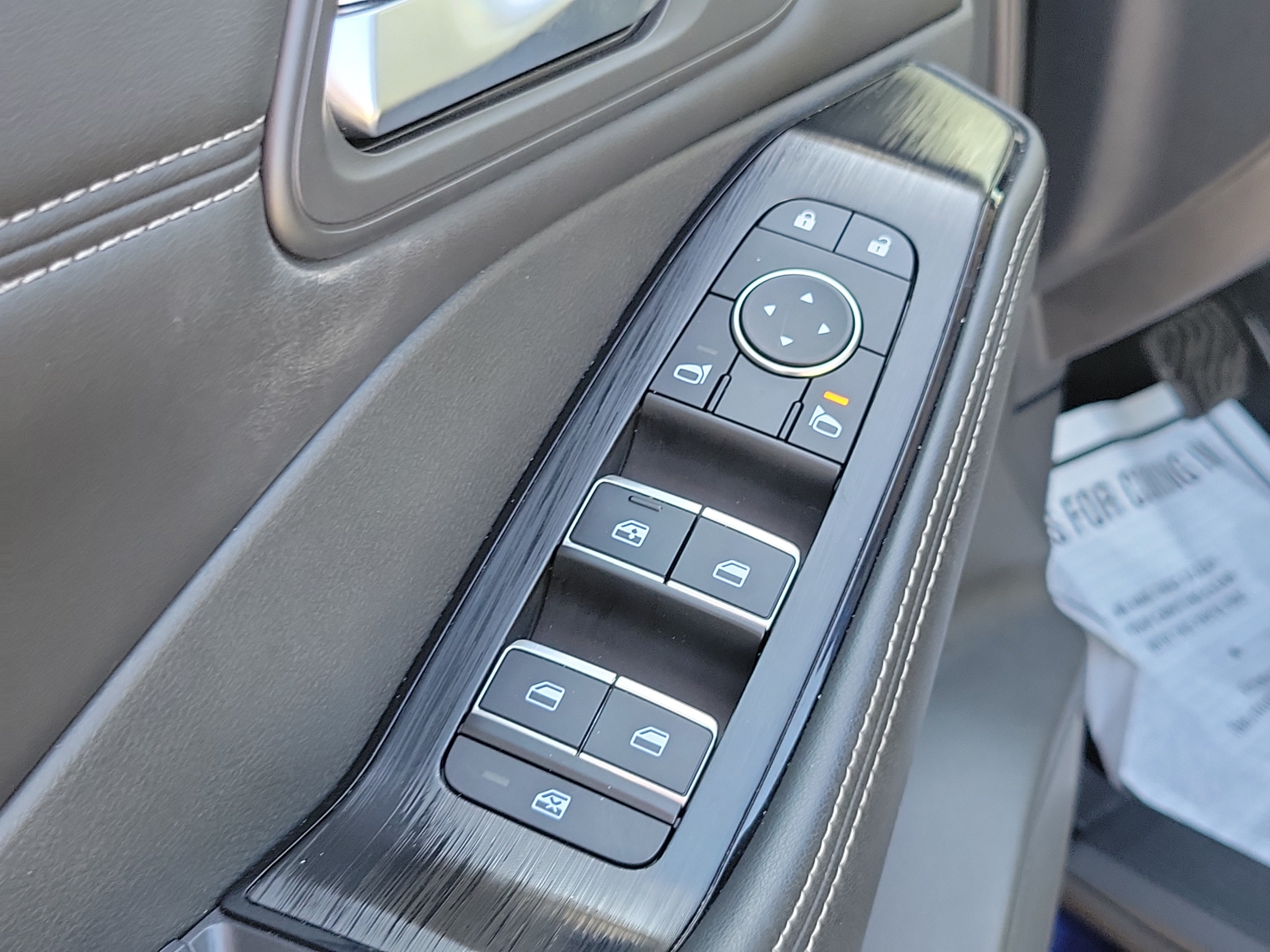 Used 2023 Nissan Rogue SL w/ SL Premium Package AWD/4WD image 14
