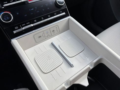 Used 2025 Hyundai Santa Fe SEL image 43