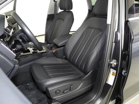 Used 2023 Audi Q5 2.0T Premium w/ Convenience Package AWD/4WD image 22