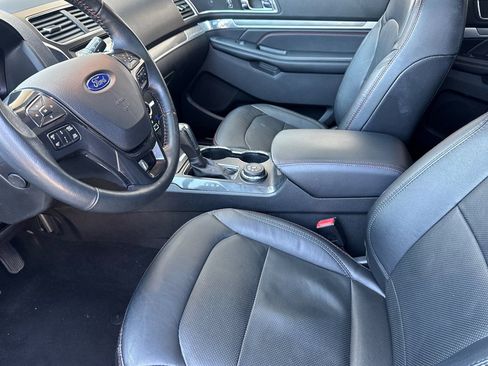 Used 2019 Ford Explorer Sport AWD/4WD image 13