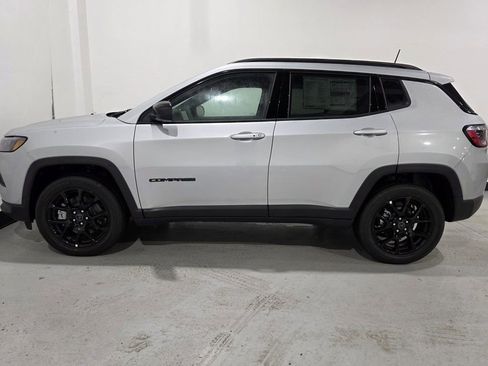 New 2026 Jeep Compass Latitude AWD/4WD image 15