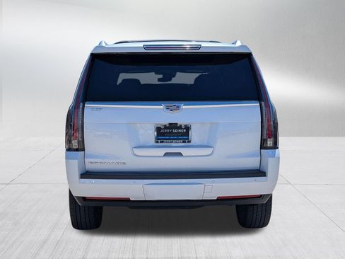 Certified 2020 Cadillac Escalade Platinum AWD/4WD image 5