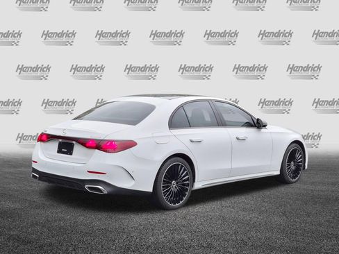 Used 2024 Mercedes-Benz E 350 4MATIC Sedan w/ Airmatic Package image 10