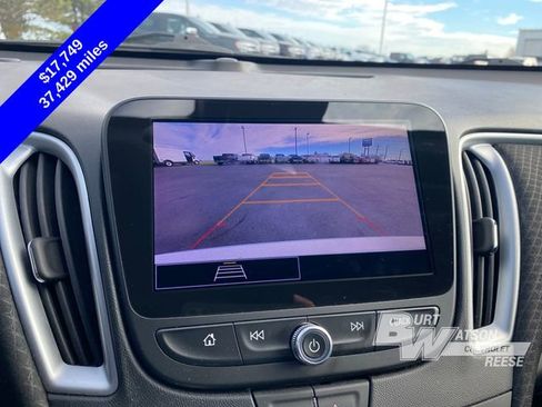 Used 2023 Chevrolet Malibu LT image 22