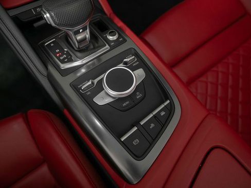 Used 2018 Audi R8 V10 image 22