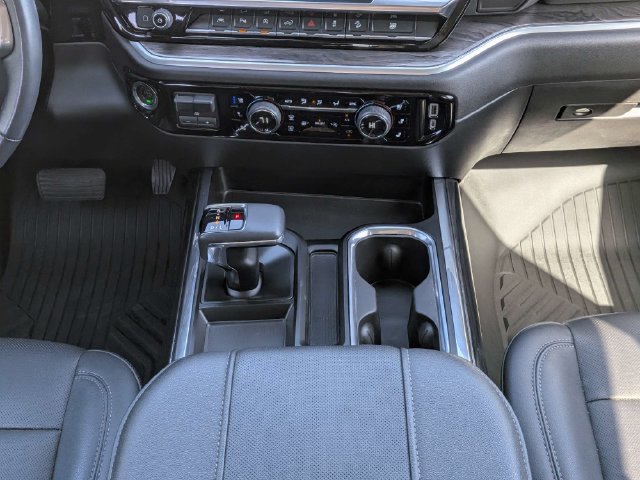Used 2023 Chevrolet Silverado 1500 LTZ AWD/4WD image 20