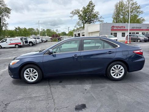 Used 2016 Toyota Camry LE FWD image 27