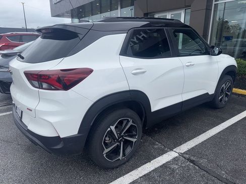 Used 2022 Chevrolet TrailBlazer RS AWD/4WD image 3