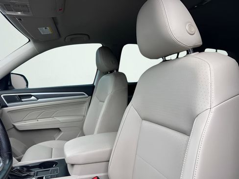 Used 2021 Volkswagen Atlas SE FWD image 45