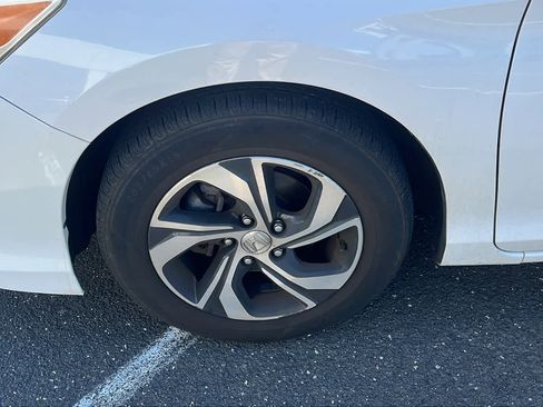 Used 2016 Honda Accord LX image 8