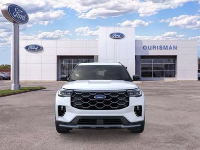 New 2026 Ford Explorer Platinum w/ LUX Leather Package