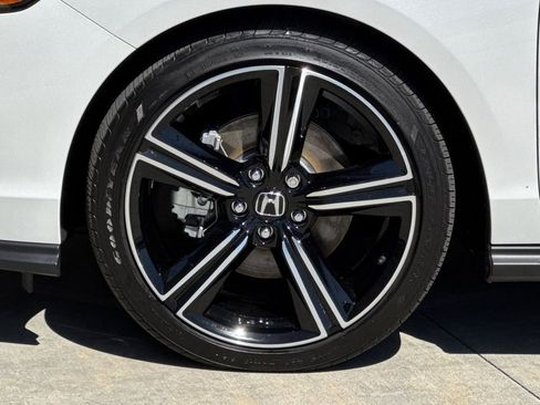 Certified 2025 Honda Accord Sport image 33
