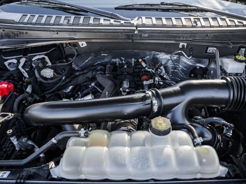 Used 2023 Ford Expedition Max Limited image 23