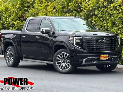 New 2026 GMC Sierra 1500 Denali Ultimate w/ LPO, Black Badging Package