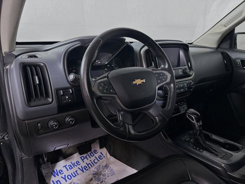Used 2022 Chevrolet Colorado Z71 AWD/4WD image 9