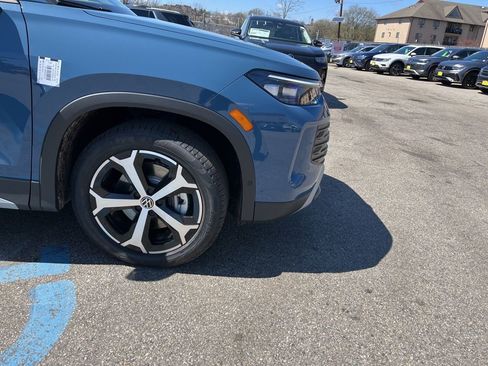 New 2026 Volkswagen Tiguan SE image 6