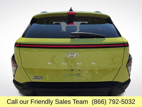 Used 2025 Hyundai Kona SEL AWD/4WD image 5