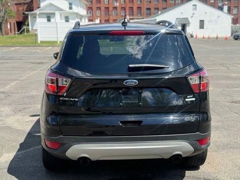 Used 2018 Ford Escape SE FWD image 9