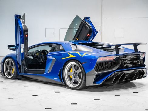 Used 2016 Lamborghini Aventador LP 750-4 Superveloce AWD/4WD image 13