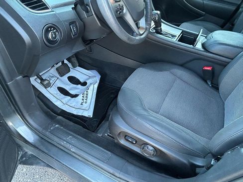Used 2017 Ford Taurus SEL AWD/4WD image 10