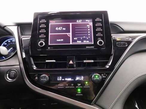 Used 2022 Toyota Camry SE image 42