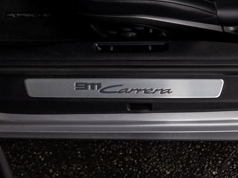 Used 2025 Porsche 911 Carrera image 25